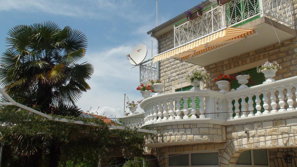 Apartments Milka Vodice Kültér fotó