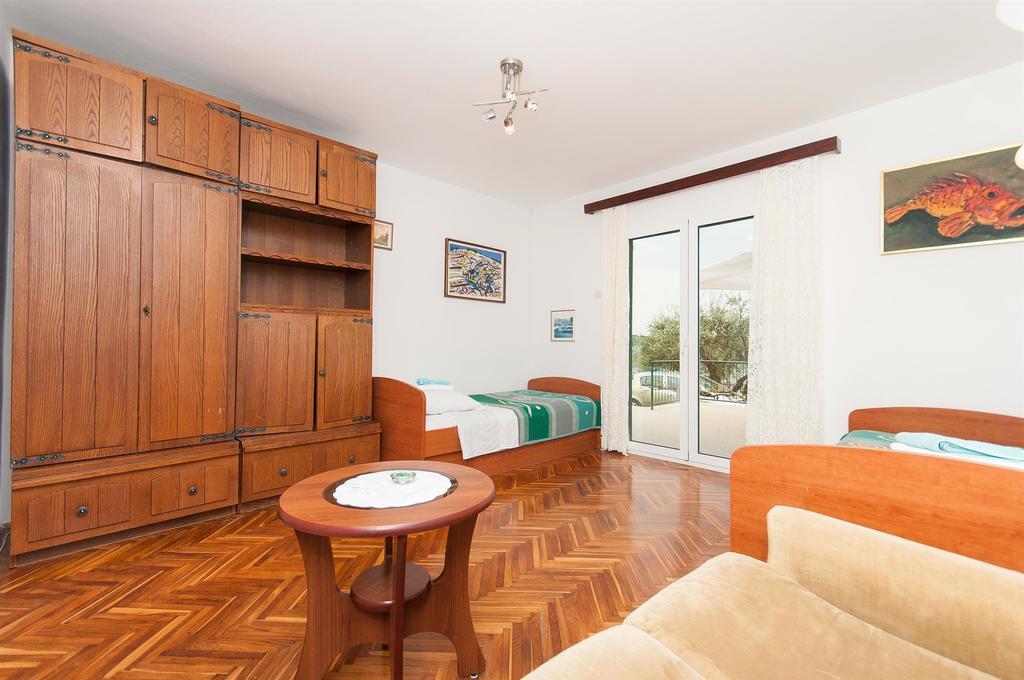 Apartments Milka Vodice Kültér fotó