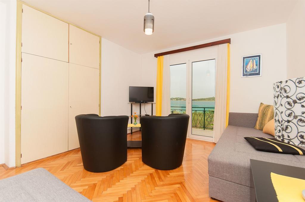 Apartments Milka Vodice Kültér fotó